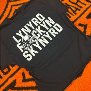 Cropped lynyrd Skynyrd tshirt